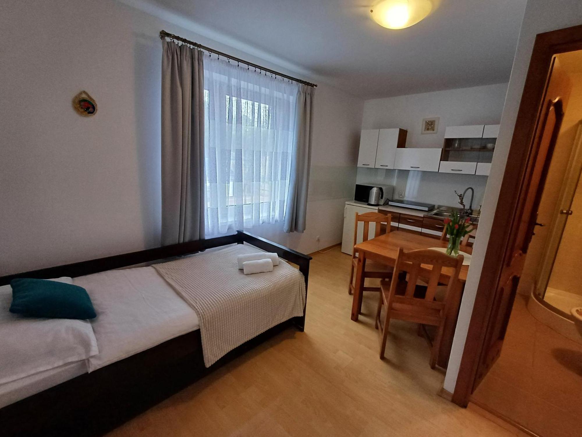 Pokoje Vesuvio I Apartament Dźwirzyno Kamer foto